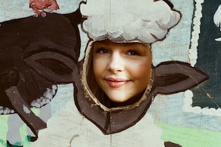 Rebecca Zephyr Thomas, Nectarine Girl (2024)