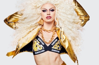 moschino tv hm jeremy scott aquaria barbie ferreira 