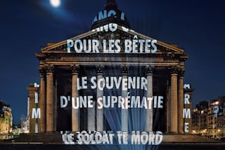 Jenny Holzer How to get the message across