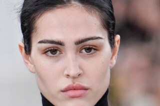 Miu Miu’s AW23 show frizzy hair