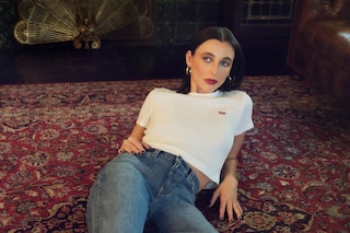 Q605_Levis_23_H2_GLOBAL_HOLIDAY_EMMA_RIBCAGE_BELL_