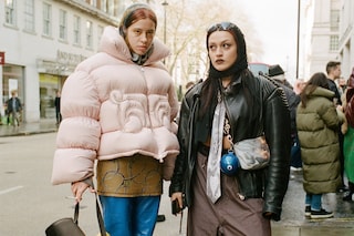 LFW AW22 street style