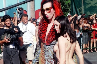 Red carpet rebel girls Rose McGowan Marilyn Manson