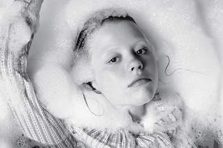 Mia_Goth_113_402_web