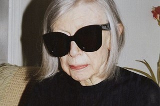 joan didion Photography by Juergen Teller, Céline sunglasses