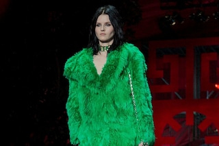 Versace AW15 Dazed runway womenswear faux fur green coat