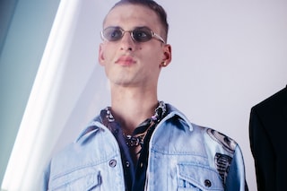 versace donatella gianni garden mansion ss18 show milan