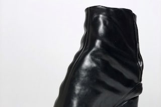 Idea Generale Tabi boot vase