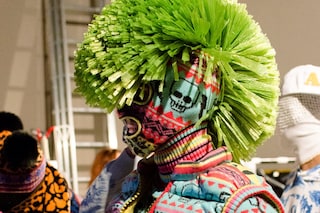 Sibling fashion in Motion V&amp;A London