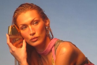 Ôrəbella SOLARS Bella Hadid