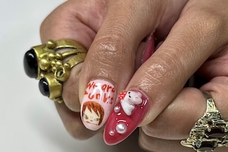 Yoshitomo Nara-inspired nail art