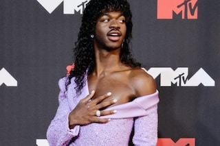 Lil Nas X VMAs 2021 purple look