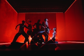 berlin-oct-hm-event-troye-sivan-05