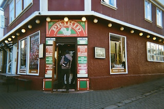 A Dazed Day Out with Alaska1867