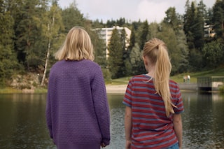 Rakel Lenora Fløttum in The Innocents (Signature E