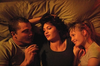 love---still-5_wide-70f1ebfe058415d59dfebc6ba5d7dc