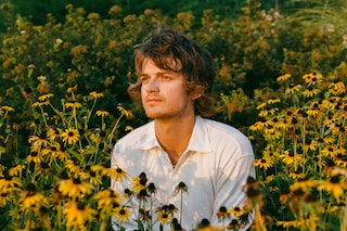 Djo - The Crux Deluxe - lead photo 2025 (credit Pi