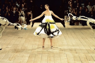 landscape_1423663058-3_spray_painted_dress_no_13_s