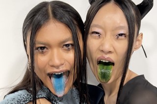 Chet lo AW23 beauty look isamaya Ffrench colour tongue
