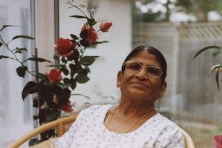 Simran Dhanu, Beyond Silāii Bunāii