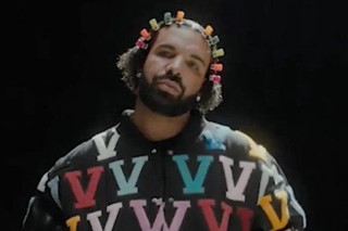 Screenshot-from-Drakes-8AM-in-Charlotte-video