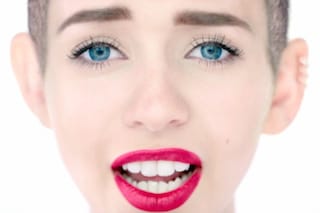 Miley in Drake&#39;s Energy Video