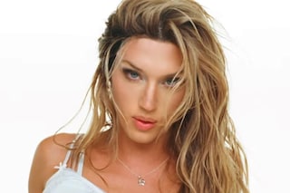 Troye Sivan One Of Your Girls