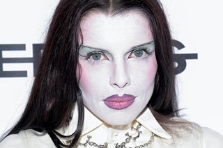 Julia fox make-up clowncore pierrot