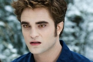 1488704894-twilight-kristen-stewart-bella-robert-pattinson