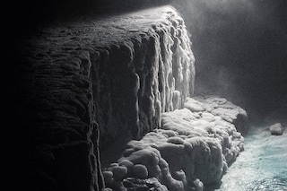 04_MT_JulianCharriere_TowardsNoEarthlyPole_email