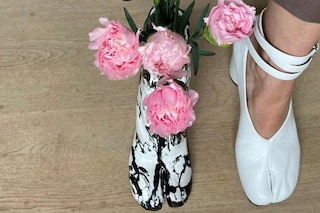 Idea Generale Tabi boot vase