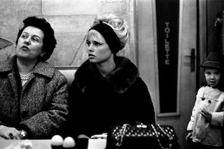Cultural history of the black stretchy headband