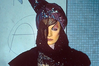 Derek Ridgers, “Boy George outside St Moritz”, London (1981)