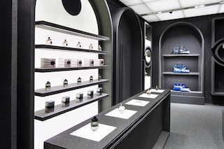 Viktor &amp; Rolf flagship store
