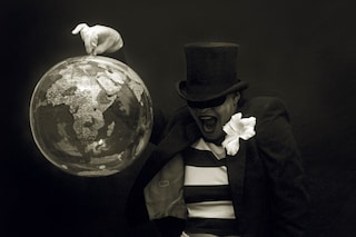 Carrie Mae Weems, “If I Ruled the World” (2004)