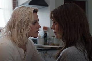 The trailer for Kristen Stewart’s queer Christmas rom-com 