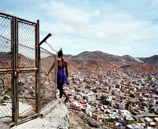 Pauliana Valente Pimentel&#39;s Quel Pedra