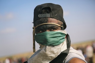 Portraits of Palestinian youth, Active Stills
