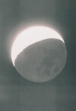 Wolfgang Tillmans, “Mond in Erdlicht” (1980)
