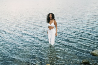 Calvin Klein SS22 campaign, Solange