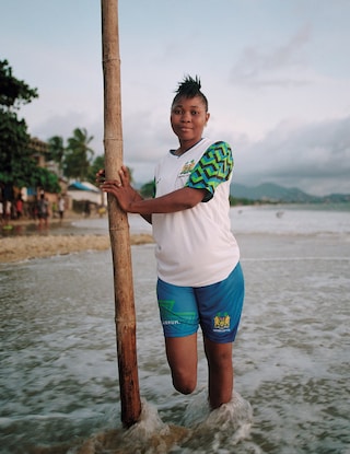 Salone Flying Stars Dazed winter 1