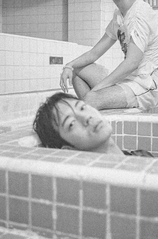 Kanmin Kim, Private Affairs in a Public Bathhouse