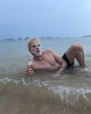 Glenn Martens in the sea