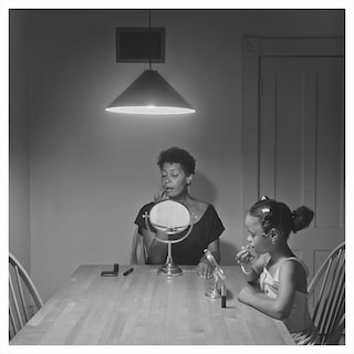 Carrie Mae Weems, Untitled (Woman and Daughter with Make Up)