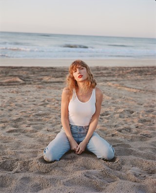 Taylor Swift 1989(TV) Press Shot_photocredit Beth 