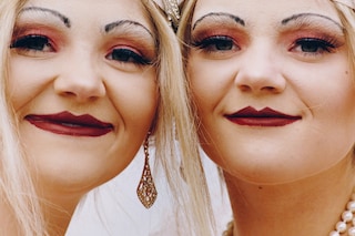 Brianna Capozzi, Sisters (2024)