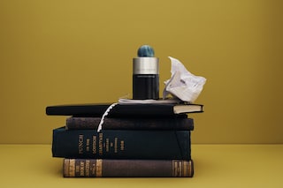 Molton Brown x John Cooper Clarke – Artists of Note