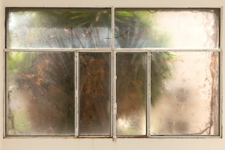 Kogo_Kristina_Ollek_Looking Through and Meeting Wi