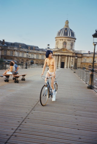 Lin Zhipeng (aka No.223), Amour Défendu