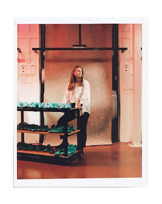 00234_SALOMON_Dazed_Catherine_Hyland_0100137000013